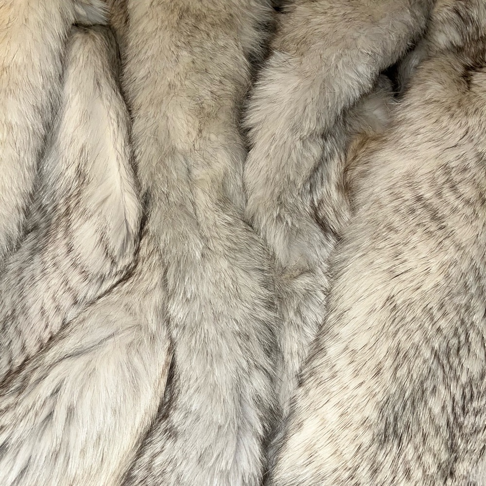 Saga Furs Natural Fox Fur Coat M/10 - Picture 4 of 16